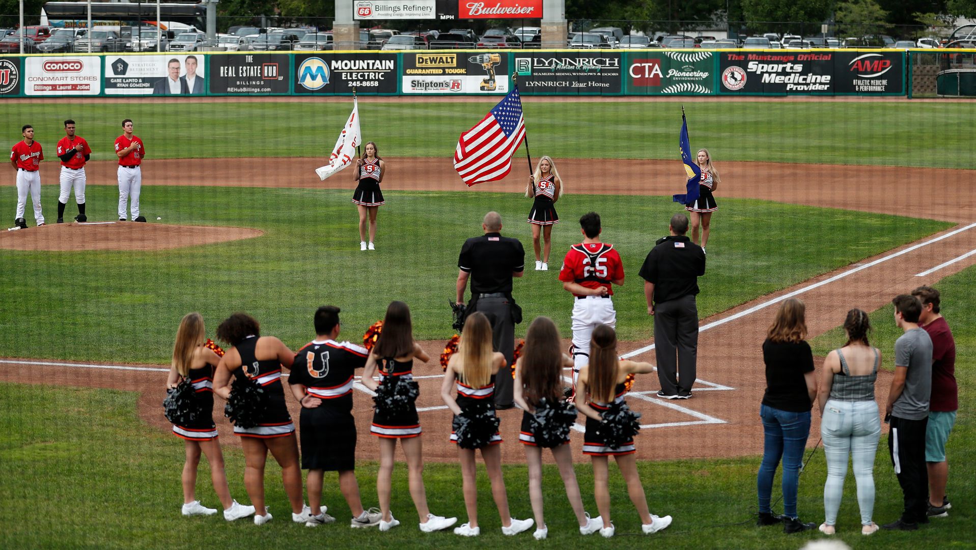 Mustangs vs. Voyagers
